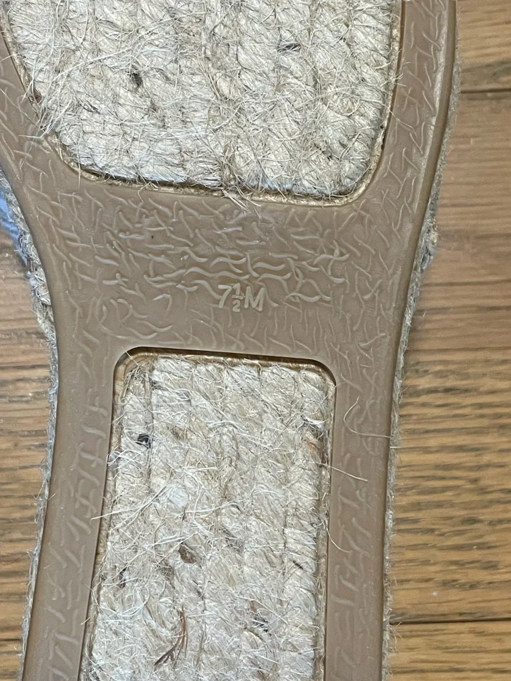 NWOT - Talbots Striped Canvas Espadrille Flats Dragonfly Gold Emblem - Sz 7.5